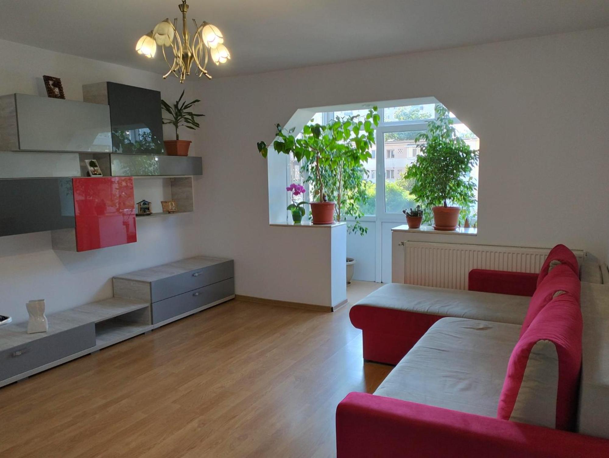Apartament 3 Camere De Inchiriat Κραϊόβα Εξωτερικό φωτογραφία